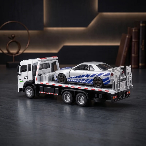 Diecast Tow Truck With Nissan Skyline GTR Model 1:32 Scale-Silver - Image 3